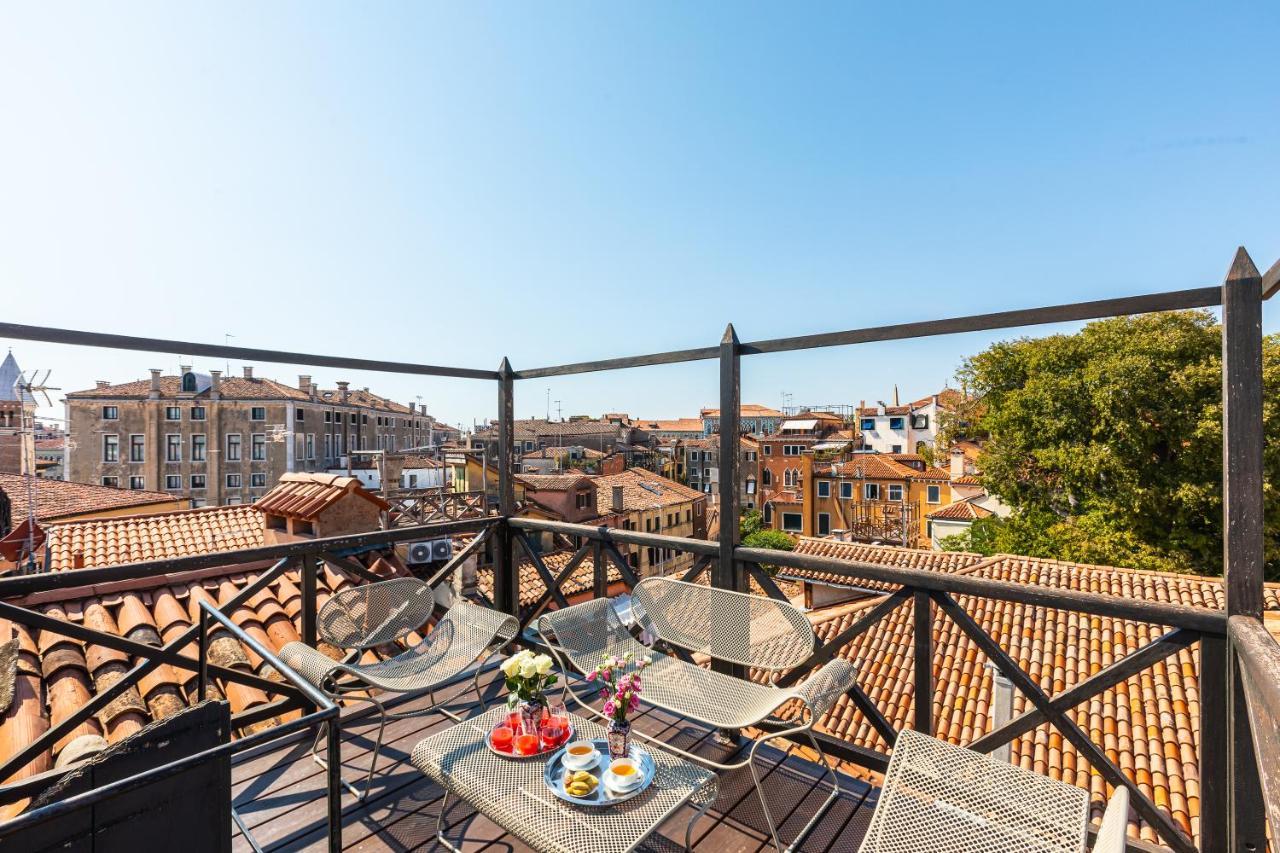Appartamento Ca' Della Luce Terrace COMPLETELY RENEWED IN 2020- Dimora Italia Collection - Venezia Esterno foto